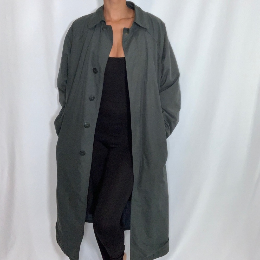 London Club Vintage Coat (sz 38, fits like large)